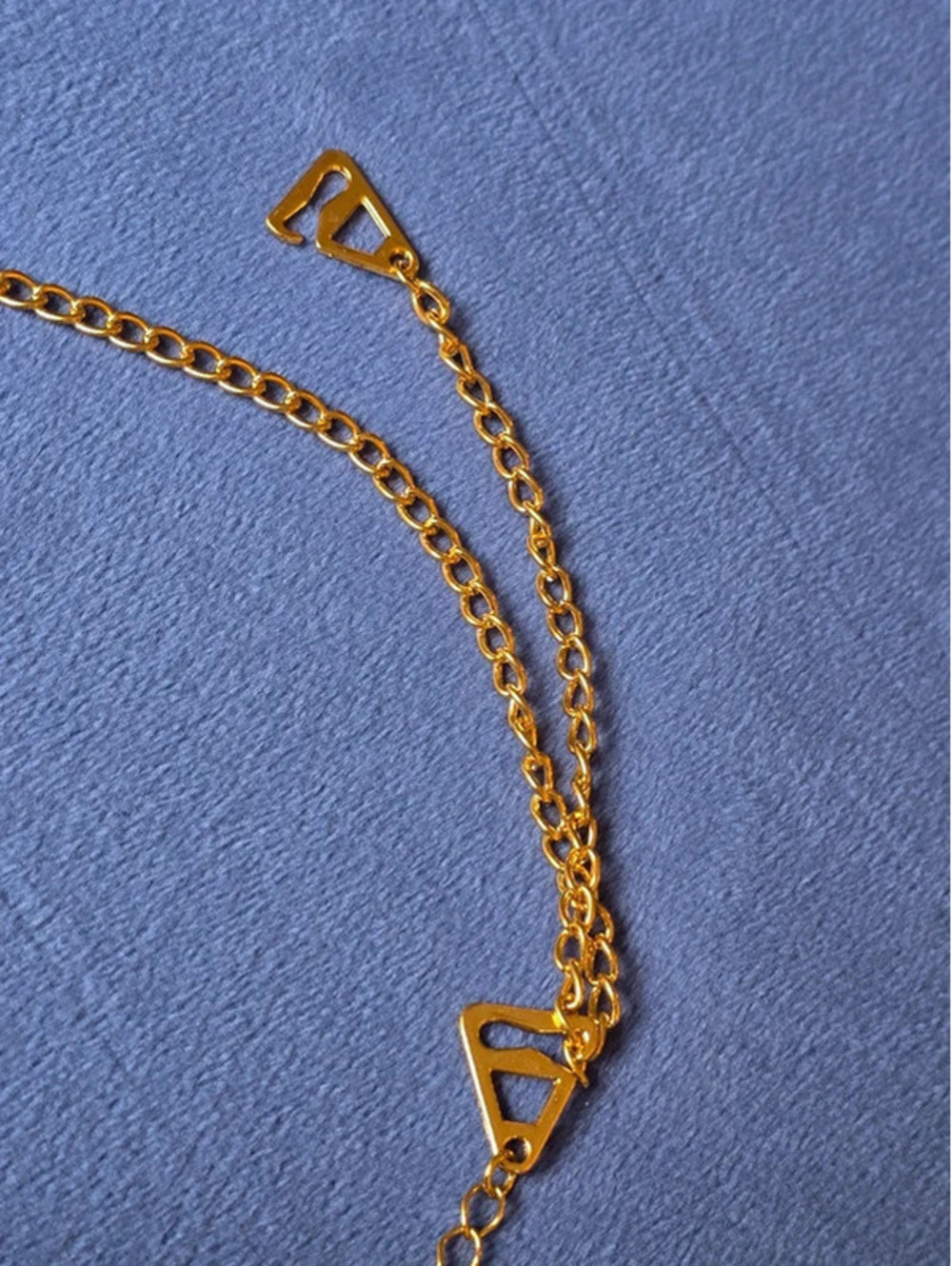 Elegant Rhinestone Statement Necklace Interlocking Link - Picture 5 of 6